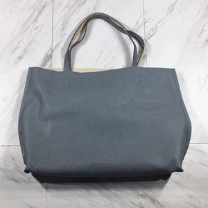 ⭐️ LARGE GRAY LEATHER TRAVEL BAG (SOME WEAR)